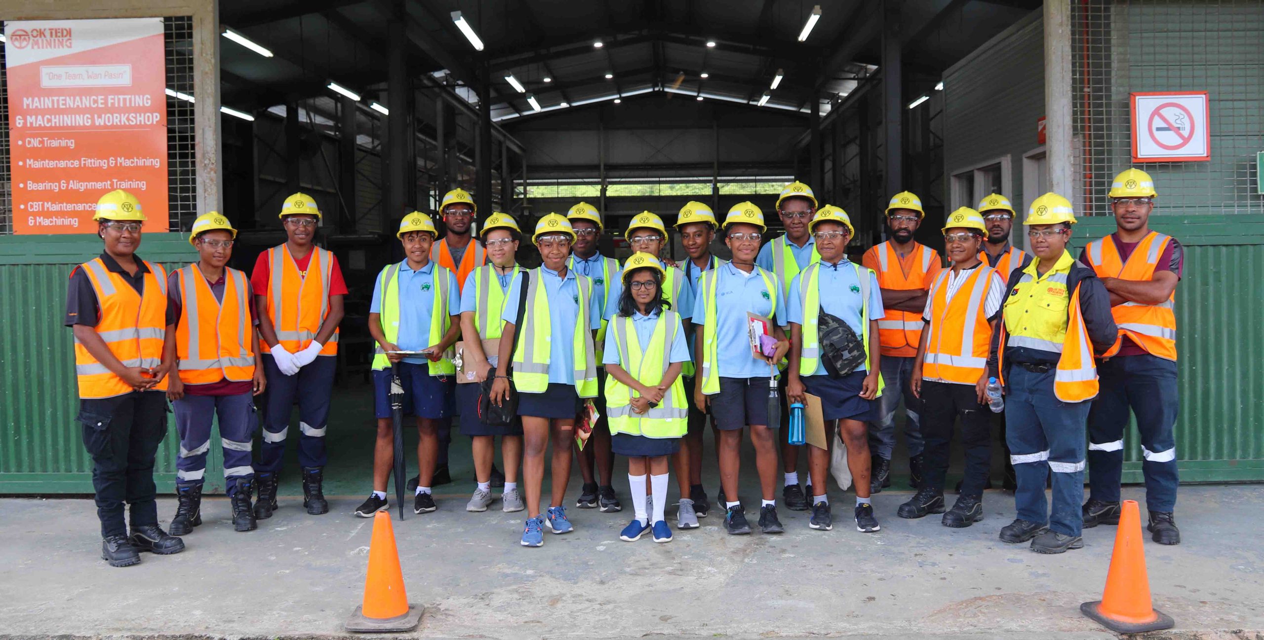 Ok Tedi Women’s Network provides learning opportunity for students.