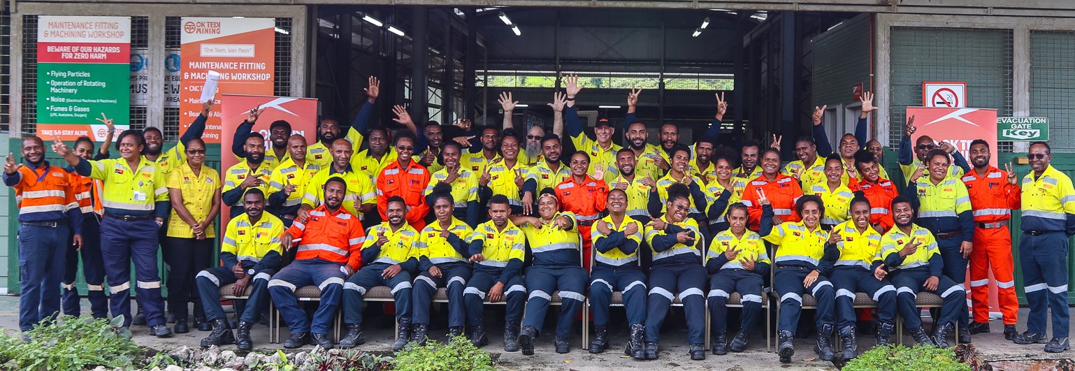 37 apprentices sign indenture with Ok Tedi and NATTB